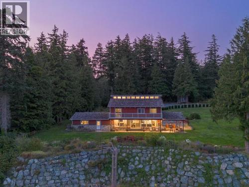 9771 View Road, Powell River, BC - Outdoor