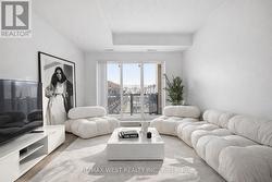 311 - 120 CANON JACKSON DRIVE Toronto, ON M6M 0B8