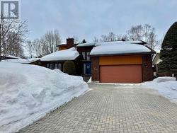 109 Greenview Lane Sault Ste. Marie, ON P6A 6L1