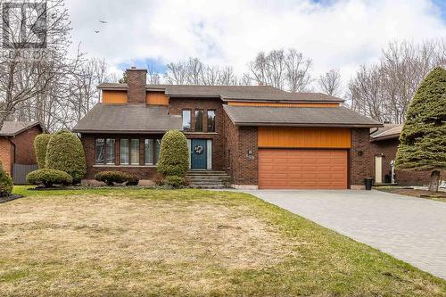 109 Greenview Lane  Sault Ste. Marie, ON P6A 6L1