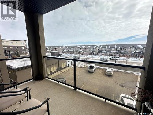 211 115 Willowgrove Crescent, Saskatoon, SK - Outdoor