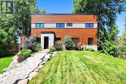 44 IRVING DRIVE Georgina, ON L0E 1N0