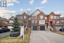 90 BAYWELL CRESCENT Aurora, ON L4G 7N4