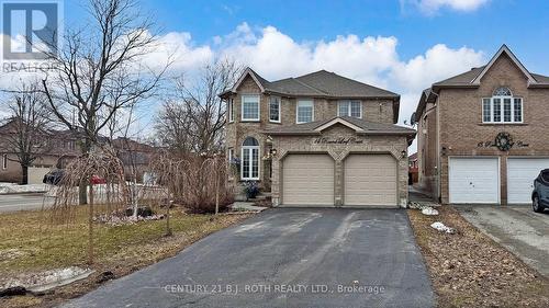 14 ROUND LEAF COURT  Barrie, ON L4N 9N3