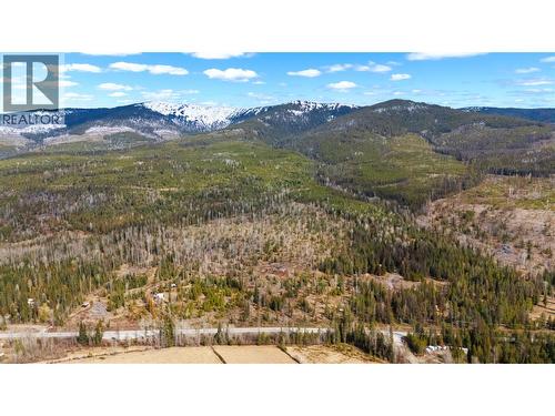 7904 Highway 3, Yahk, BC 