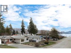 4311 11th Street Peachland, BC V0H 1X6