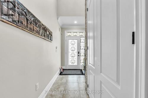 174 Minto Crescent, Milton, ON - Indoor Photo Showing Other Room
