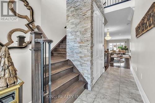 174 Minto Crescent, Milton, ON - Indoor Photo Showing Other Room