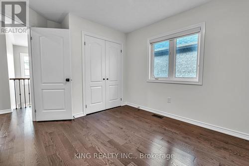174 Minto Crescent, Milton, ON - Indoor Photo Showing Other Room