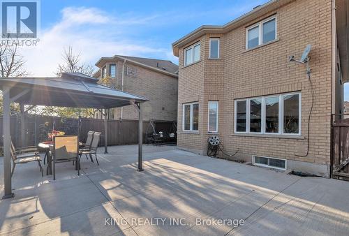 174 Minto Crescent, Milton, ON - Outdoor With Exterior