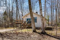 2 BELLE VUE AVENUE Tiny, ON L9M 0H5