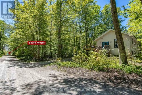 2 Belle Vue Avenue, Tiny, ON - Outdoor