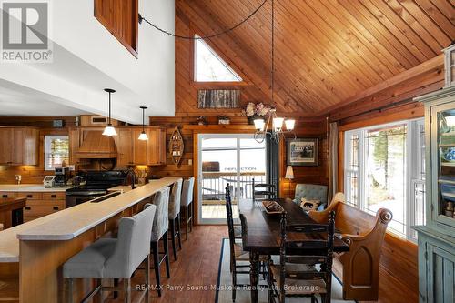 6 West Point Drive, Mckellar, ON - Indoor