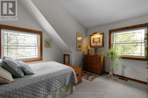 6 West Point Drive, Mckellar, ON - Indoor Photo Showing Bedroom