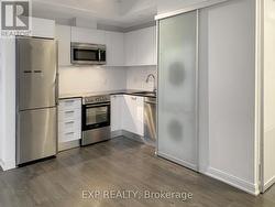 2710 - 42 CHARLES STREET E Toronto, ON M4Y 0B7