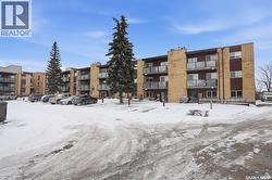205 423 Tait COURT  Saskatoon, SK S7H 5L3