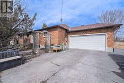 3318 DUNROBIN ROAD Ottawa, ON K0A 3M0