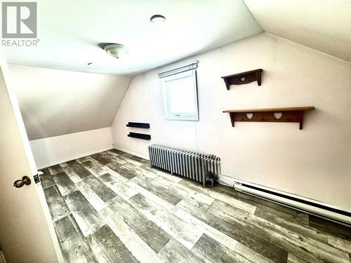 124 Third Ave, Hornepayne, ON - Indoor Photo Showing Other Room