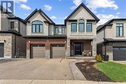 570 BRIDGEMILL Crescent  Kitchener, ON N2A 0K3