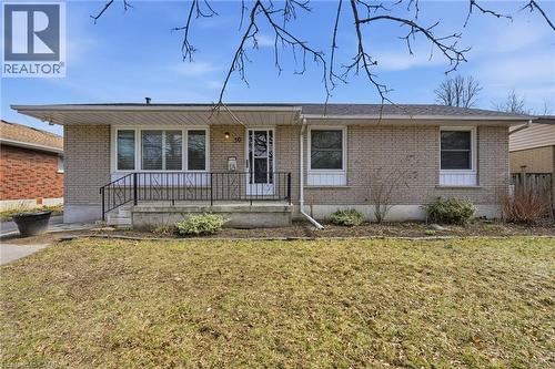 30 MORNING DEW Drive  Brantford, ON N3R 3P2