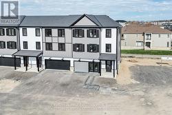 11 - 310 CALLAWAY ROAD London North (North R), ON N6G 0N8