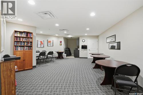 301 2730 Main Street, Saskatoon, SK - Indoor
