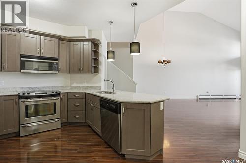 301 2730 Main Street, Saskatoon, SK - Indoor Photo Showing Kitchen With Double Sink With Upgraded Kitchen