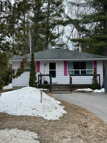15 51ST STREET S  Wasaga Beach, ON L9Z 1X5