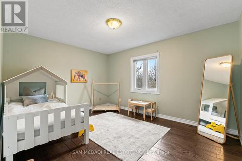 4025 Rolling Valley Drive, Mississauga, ON - Indoor Photo Showing Bedroom