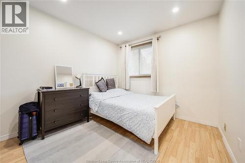 1229 Arncliffe, Windsor, ON - Indoor Photo Showing Bedroom