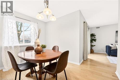 201 Dorchester Boulevard Unit# 101, St. Catharines, ON - Indoor Photo Showing Dining Room