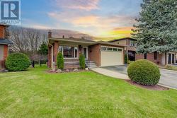 440 PARKRIDGE CRESCENT Oakville, ON L6M 1B2