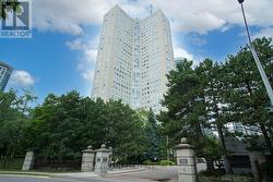806 - 3650 KANEFF CRESCENT Mississauga, ON L5A 4A1