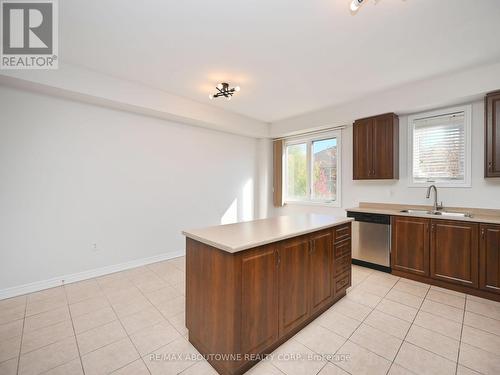 1314 Granrock Crescent, Mississauga, ON - Indoor Photo Showing Kitchen With Double Sink