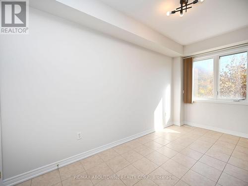 1314 Granrock Crescent, Mississauga, ON - Indoor Photo Showing Other Room