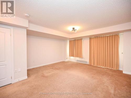 1314 Granrock Crescent, Mississauga, ON - Indoor Photo Showing Other Room