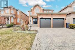 3336 CROMPTON CRESCENT Mississauga, ON L5B 4C7