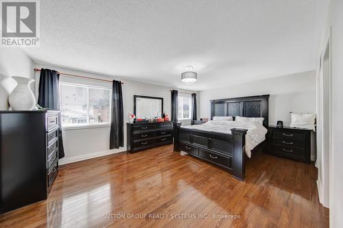 3336 Crompton Crescent, Mississauga, ON - Indoor Photo Showing Bedroom