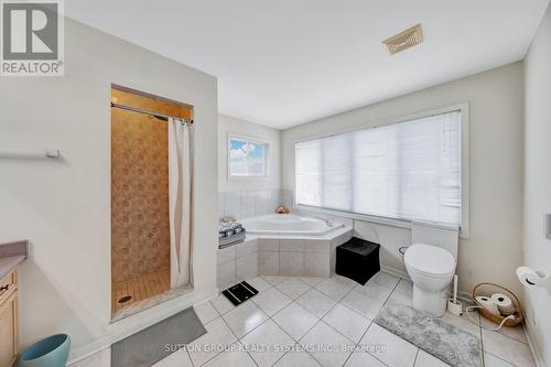 3336 Crompton Crescent, Mississauga, ON - Indoor Photo Showing Bathroom