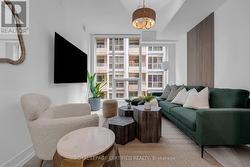 705 - 15 MERCER STREET  Toronto, ON M5V 0T8