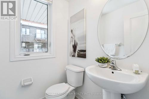 36 Dockside Way, Whitby, ON - Indoor Photo Showing Bathroom