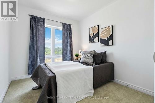 36 Dockside Way, Whitby, ON - Indoor Photo Showing Bedroom