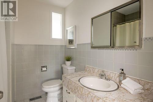1106 Falgarwood Drive, Oakville, ON - Indoor Photo Showing Bathroom
