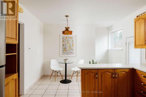 1106 Falgarwood Drive, Oakville, ON - Indoor Photo Showing Kitchen