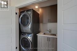 laundry machine on 2nd floor - 