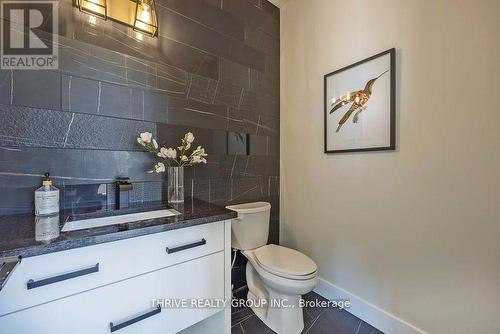 870 Lunar Drive, London North (North S), ON - Indoor Photo Showing Bathroom