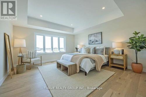 870 Lunar Drive, London North (North S), ON - Indoor Photo Showing Bedroom