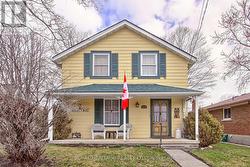 49 JOHN STREET E Bradford West Gwillimbury, ON L3Z 1G3