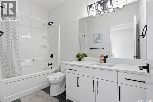 271 Dziadyk Manor, Saskatoon, SK - Indoor Photo Showing Bathroom