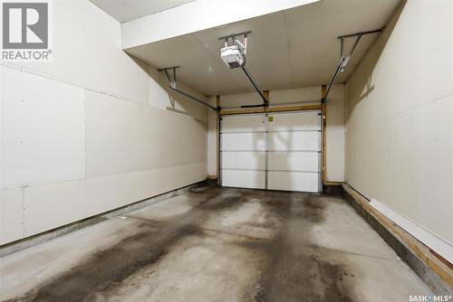 4609 Green Rock Road E, Regina, SK - Indoor Photo Showing Garage